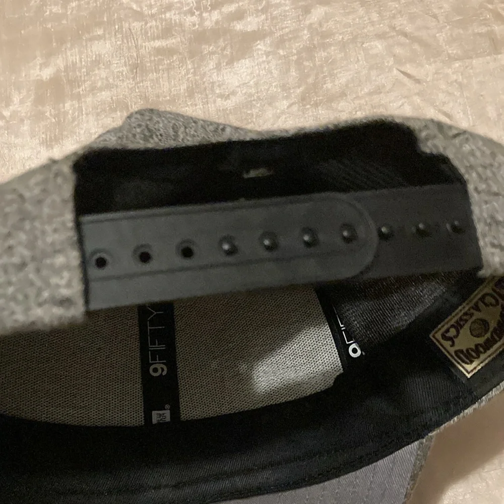 New Era excellent gray